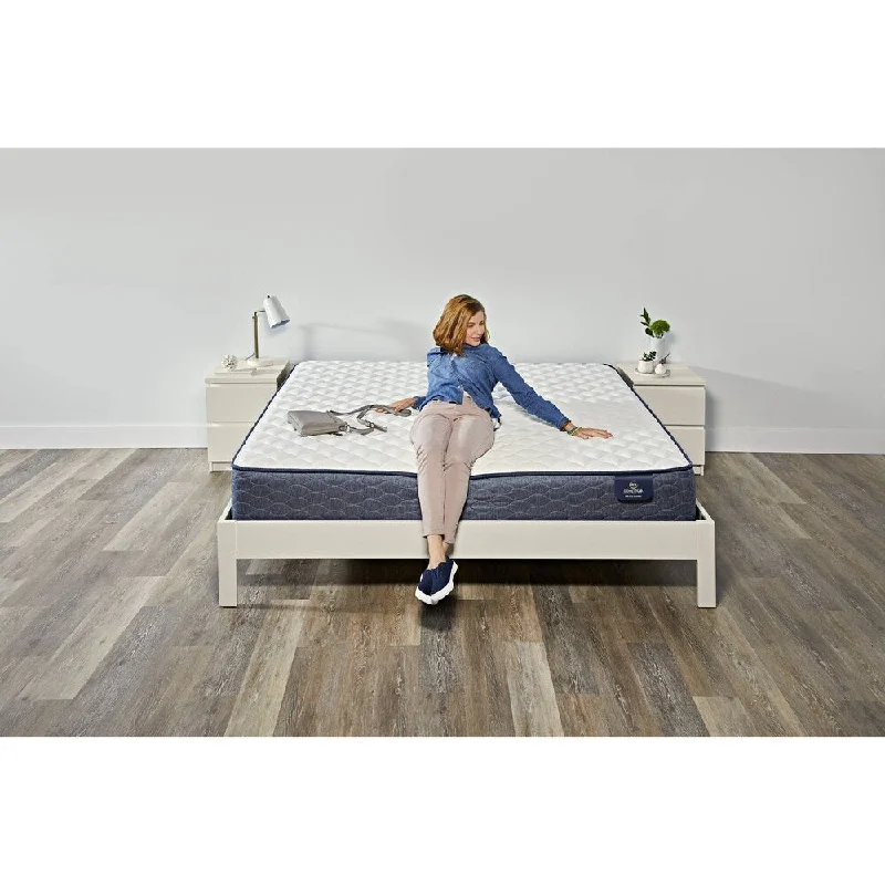 Serta SleepTrue 11.5-inch Alverson II Firm Innerspring Mattress