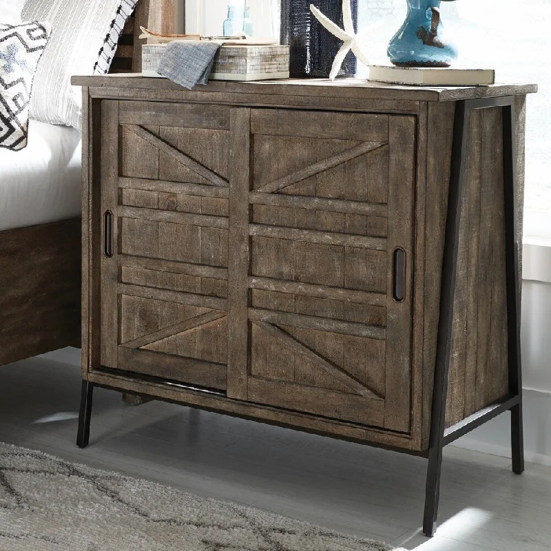 Bluff Heights Rustic Weathered Nutmeg Bachelor Chest