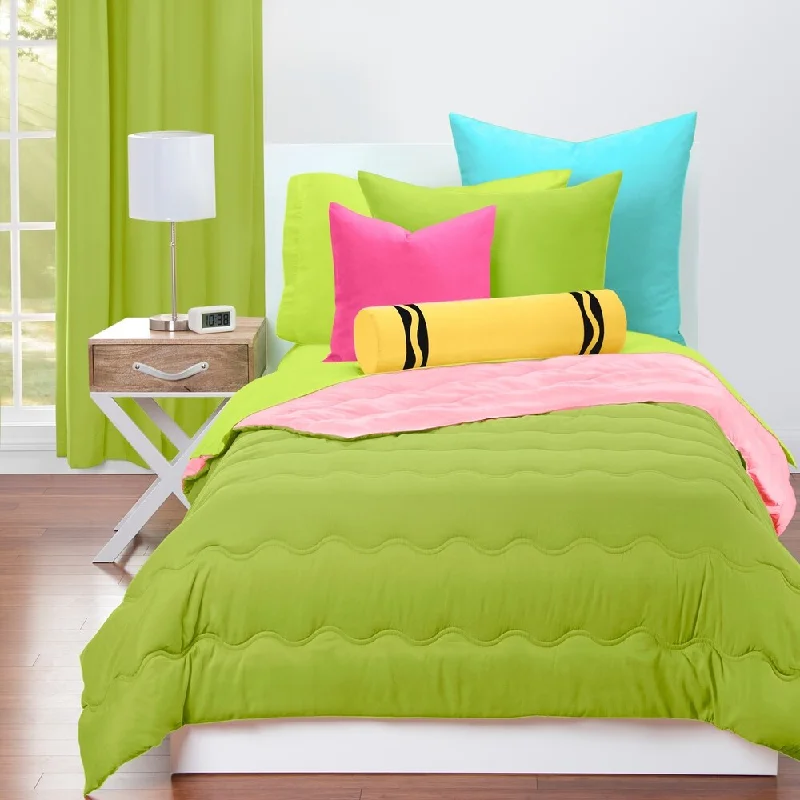 Crayola Spring Green and Tickle Me Pink Reversible 3-piece Comforter Set