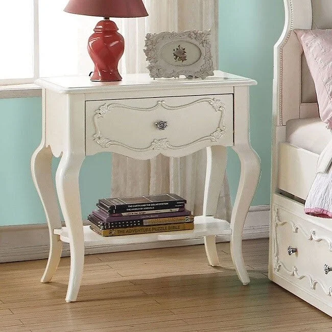 Edalene Nightstand by Avery Oaks Furniture