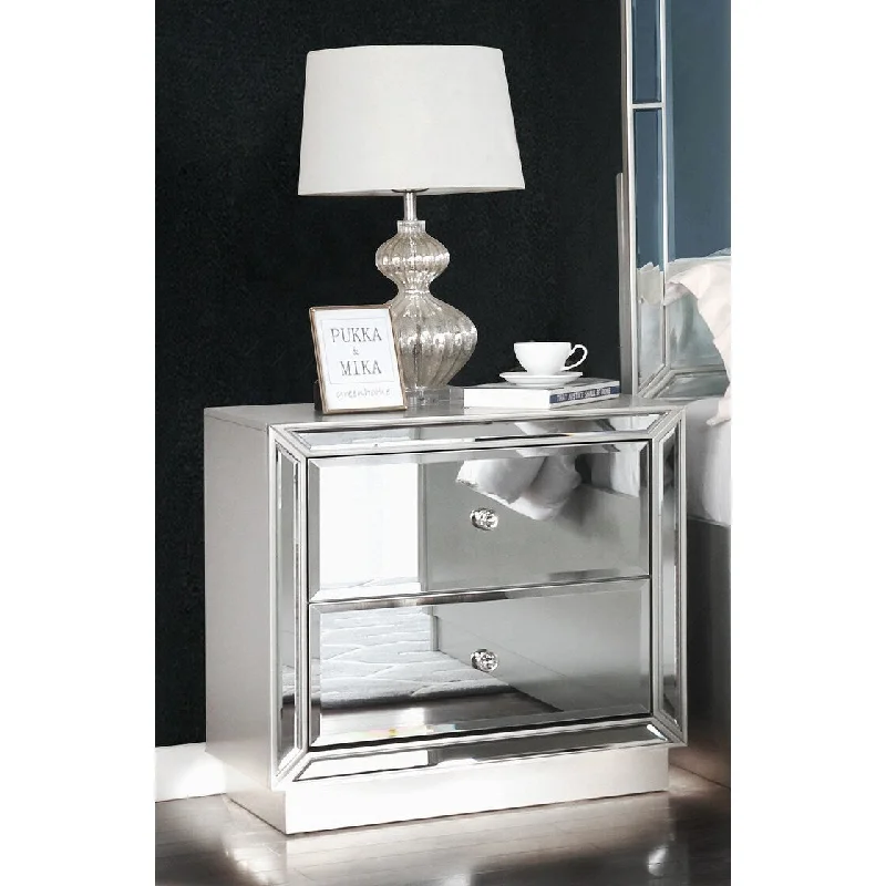 Front Nightstand in Silver, Solid Acacia Frame, Metal Nightstand Handle, Compact Size, Applies To Multiple Scenarios