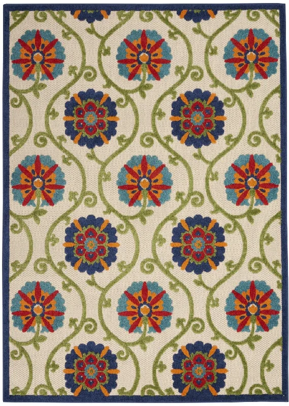 4' X 6' Floral Outdoor / Indoor Area Rug - Ivory / Blue