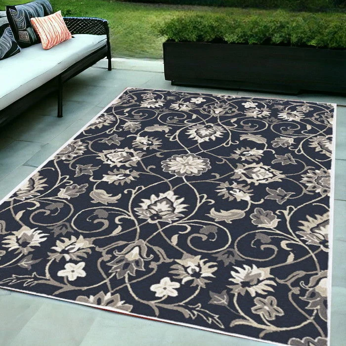 5' X 7' Floral Vines Indoor / Outdoor Area Rug - Navy