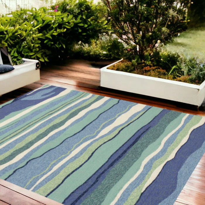 8' X 10' Hand Woven UV Treated Ocean Waves Indoor / Outdoor Area Rug - Ocean Blue