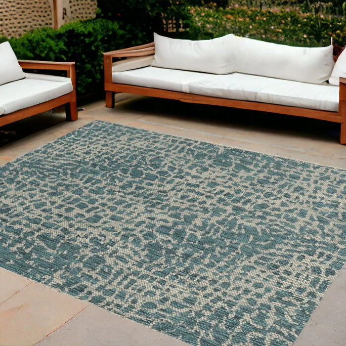 8' X 11' Machine Woven UV Treated Animal Print Indoor / Outdoor Area Rug - Teal